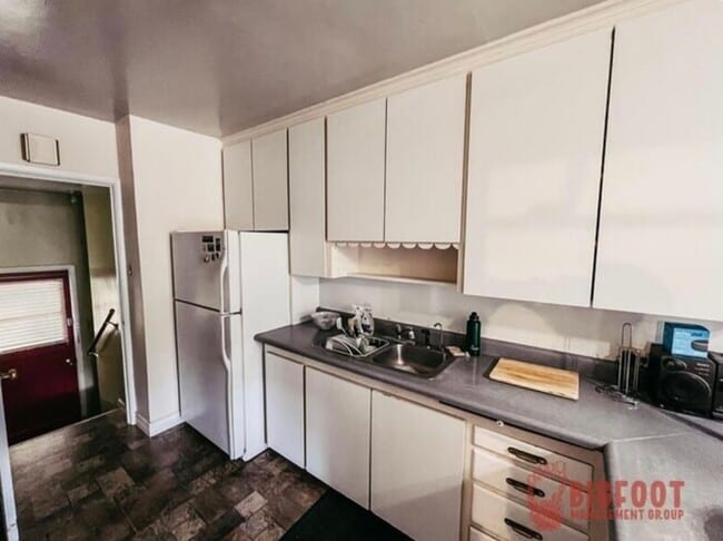 Photo - 829 N Park Ave Unit 129 Hauser Blvd.