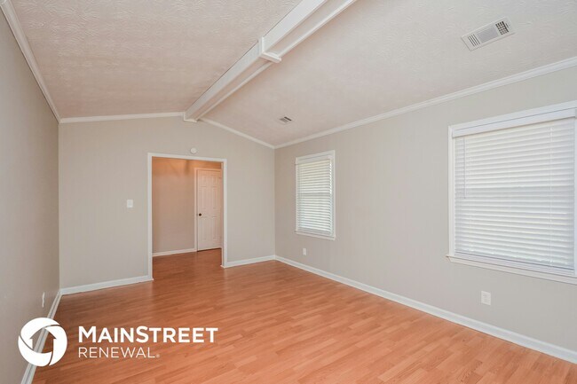 Photo - 3871 Partridge Pl SW