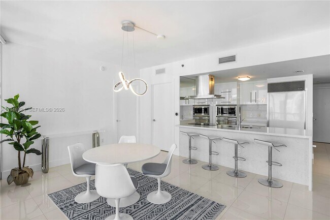 Photo - 495 Brickell Ave Unit 3804