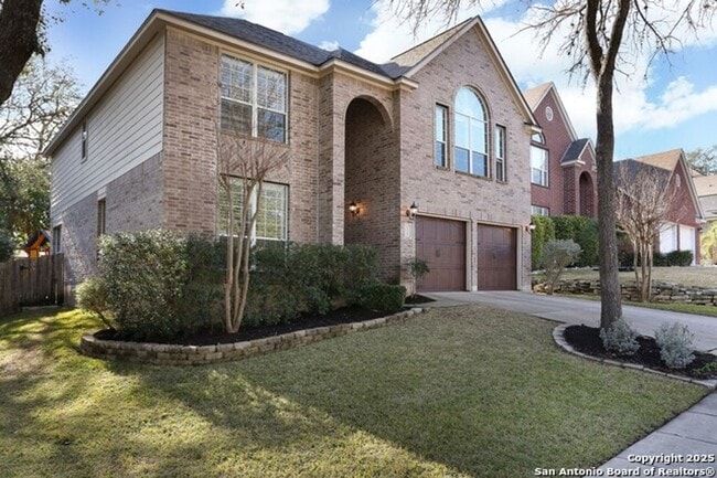 Building Photo - Charming 5-Bedroom Home for Rent in Gated ...