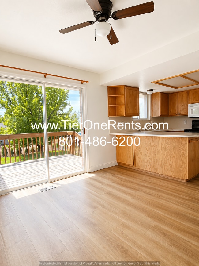 Photo - **MOVE IN SPECIAL** $300 off first month's rent