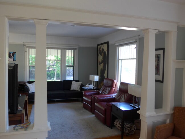 Photo - 402 S Idaho St