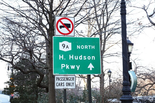 Photo - The Chatsworth