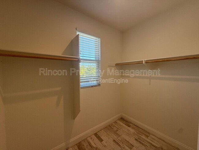 Photo - 360 S Saticoy Ave
