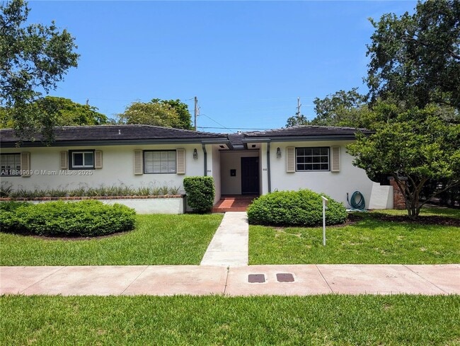Building Photo - 850 Benevento Ave Unit 1