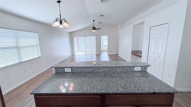 Photo - 31205 Bridgegate Dr