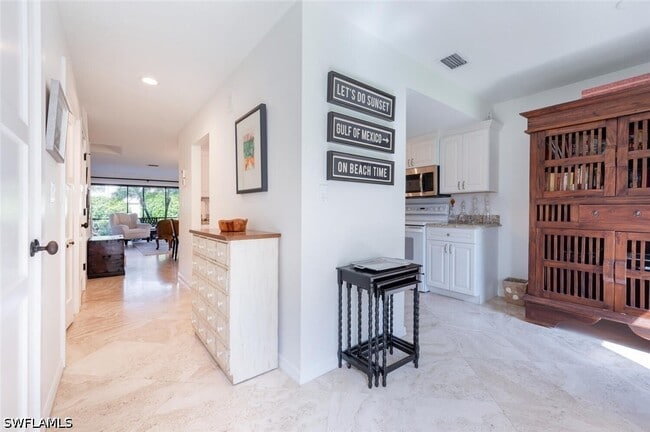 Photo - 1080 6th St S