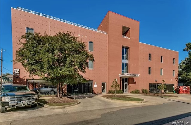 Building Photo - 1510 9th St Unit #221