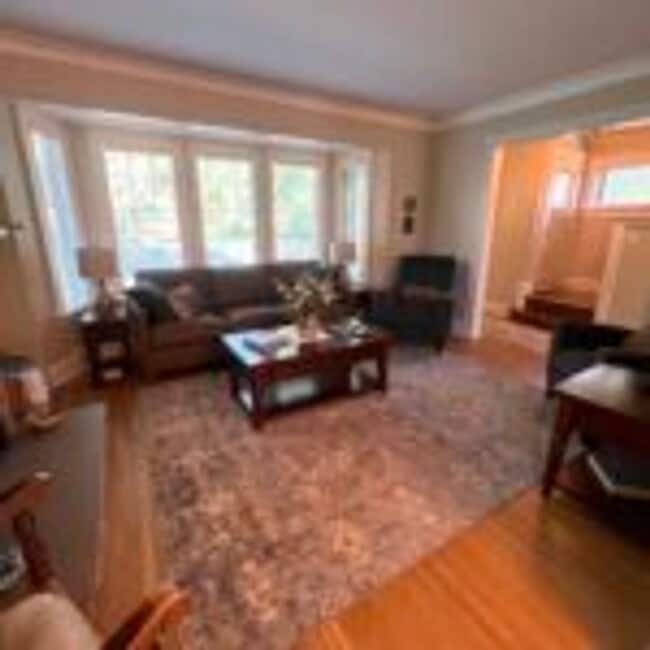 Photo - 4424 Gilliat St