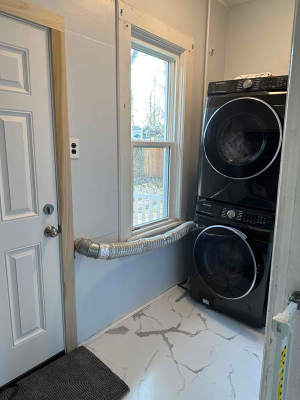 2045 Stone St Unit Down