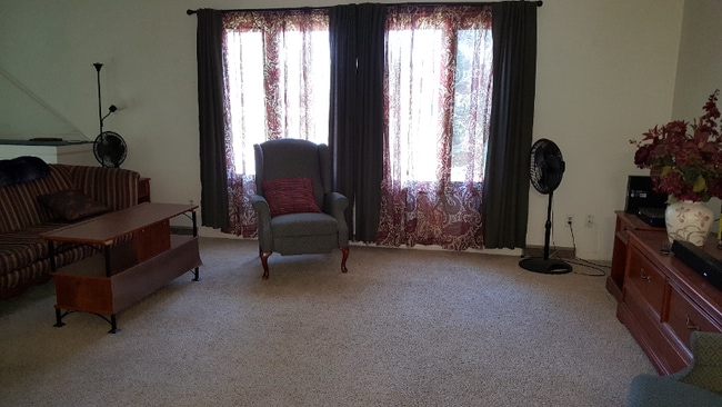 Building Photo - 2817 Eagle Dr Rental