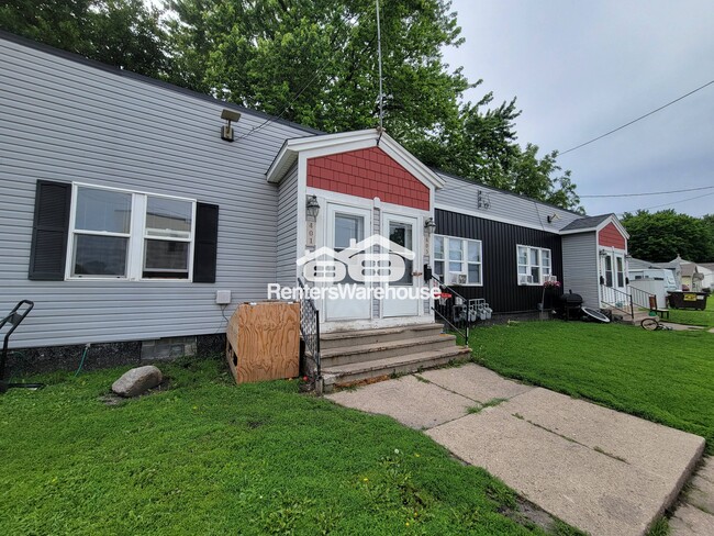 Photo - 401 N Dewey St
