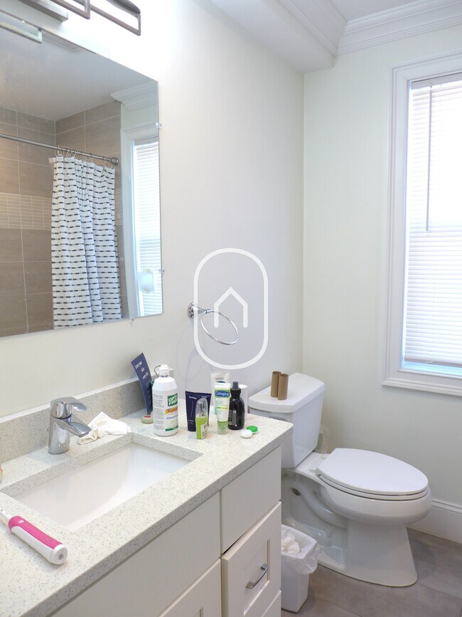 Photo - 26 Juniper St