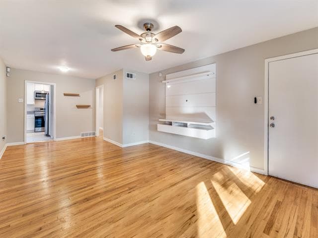 Photo - 2812 Covert Ave