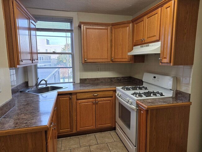 Photo - 341 Cambridge St Unit 2