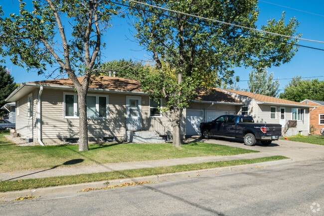 Building Photo - 1540-1542 5th Street SW Rental