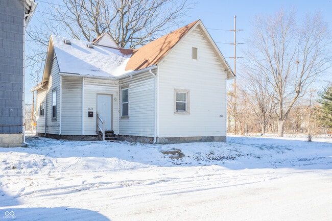 Photo - 1734 Olive St