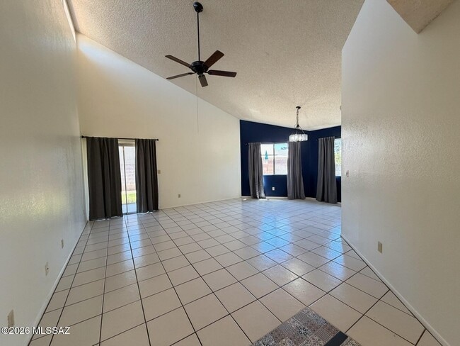 Photo - 9368 N Hampshire Dr