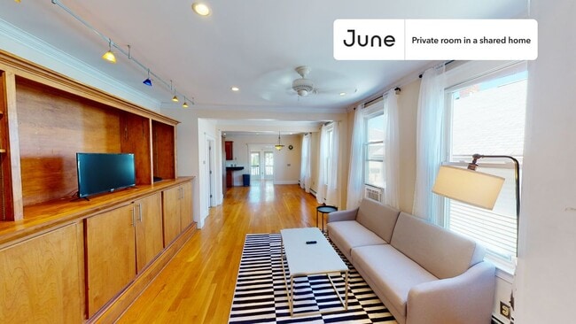 Photo - Room in Shared 6 bed/2 bath home Unidad D