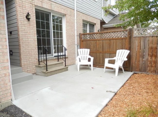 Photo - 854 N First St