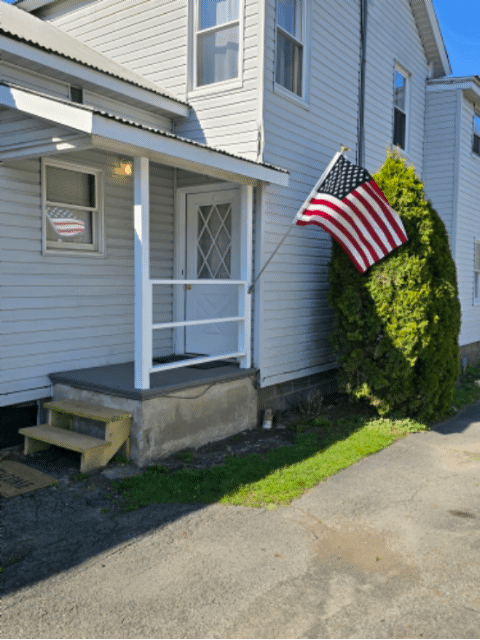 Building Photo - 1584 PA-106 Rental