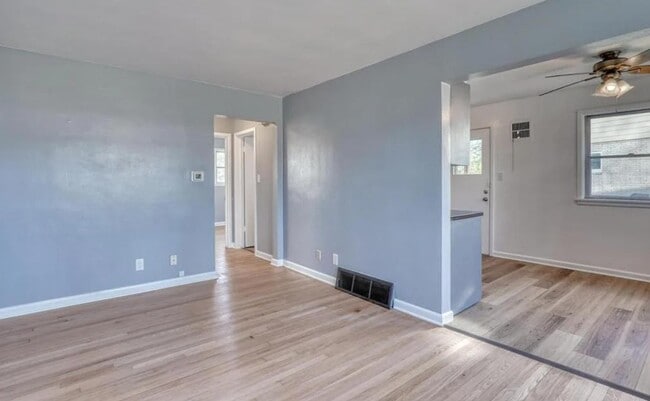 Photo - 7233 W Lakefield Dr Apartment