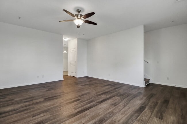 Photo - 375 Laurel Oak Ln