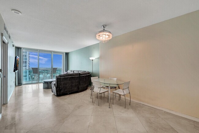 Photo - 350 SE 2nd St Unit 2480