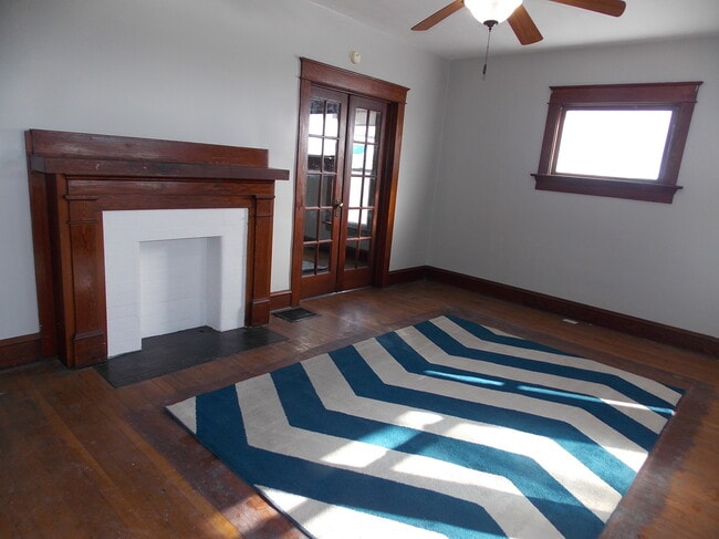 Photo - 3611 Maple St Unit 1st floor