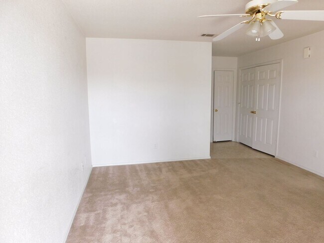 Photo - 1509 Dugger Cir Unit # D