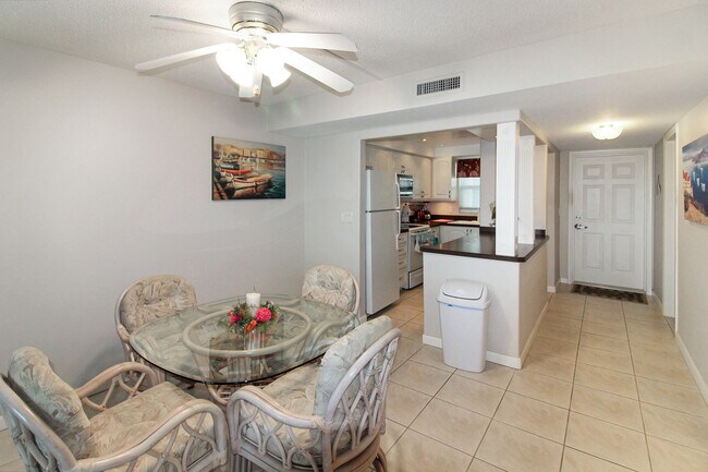 Photo - Venice Sands, #303 Unidad Venice Sands, #303