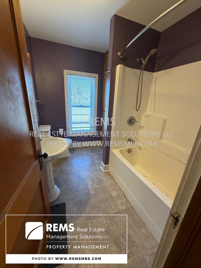 Photo - 203 S Albert Ave Unit 2