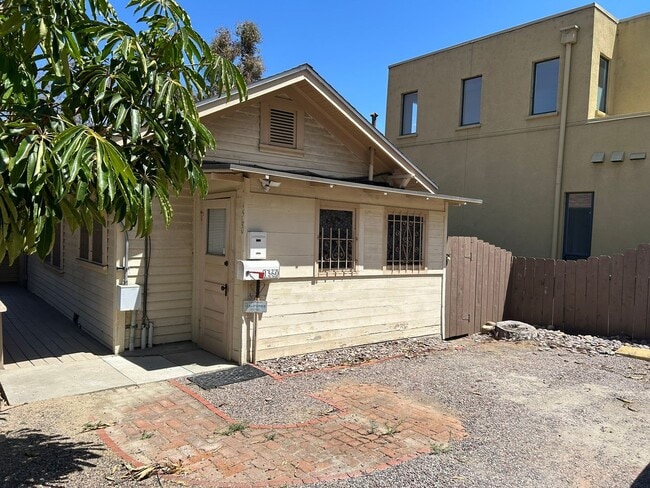 Building Photo - 1560 Tenth Ave Unit 1560 10th Avenue