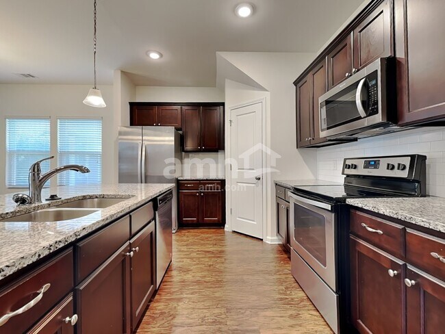 15 Crabapple Cir
