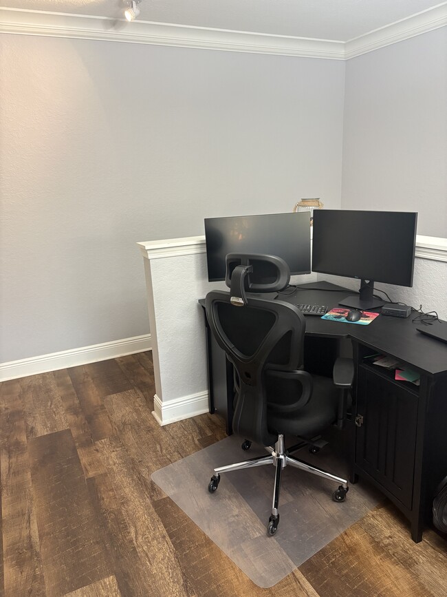 Photo - 404 Belmont Pl