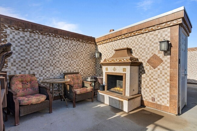 Photo - OCEAN FRONT CONDO IN HUNTINGTON BEACH