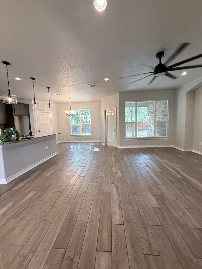8803 Kallison Arbor