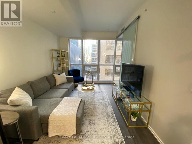 Photo - 70 Temperance St Unit 715