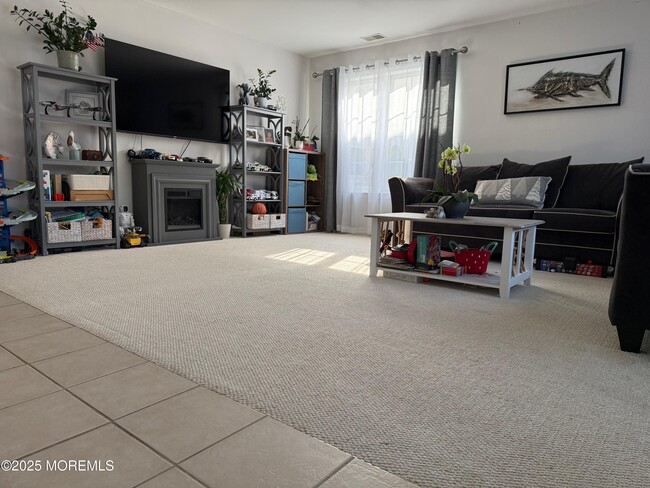 Photo - 885 Crimson Ct Townhome