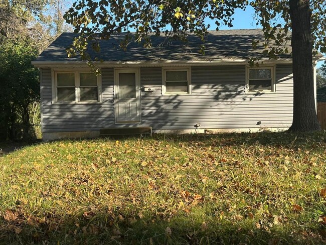 Building Photo - 10634 Dunkeld Cir Rental