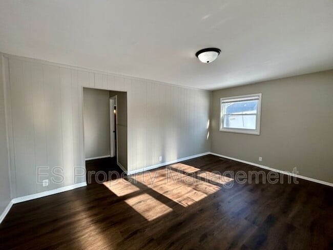 Photo - 6740 Doris Dr