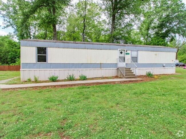 Building Photo - Cozy Country Living – Trailer Home for Rent
