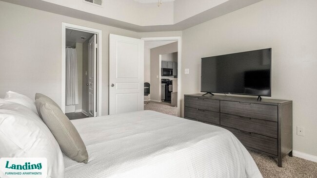 Photo - 2500 Woodland Park Dr Unidad N306