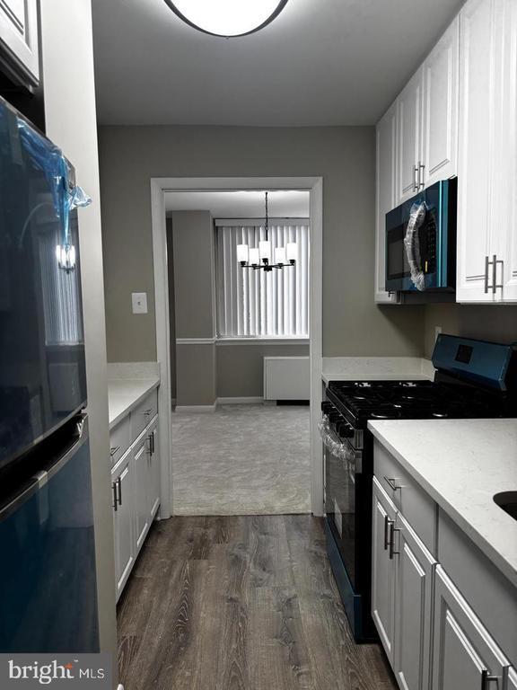 Photo - 5565 Columbia Pike Unidad 606