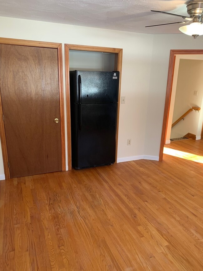 Kitchen - 72 N Broadway Unit apartment