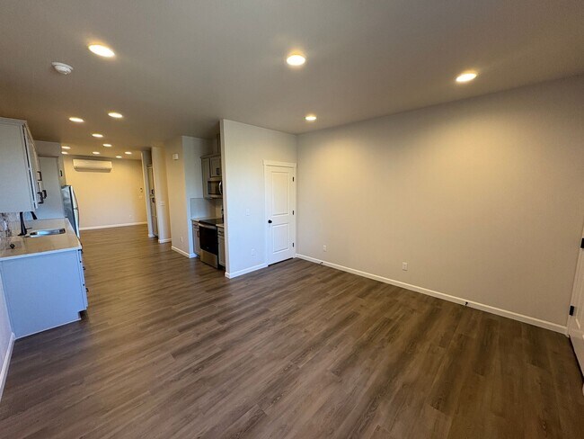 Photo - N18 Unidad 18th Street, 1117