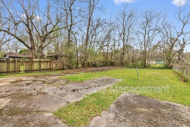 Photo - 2518 Ernest St