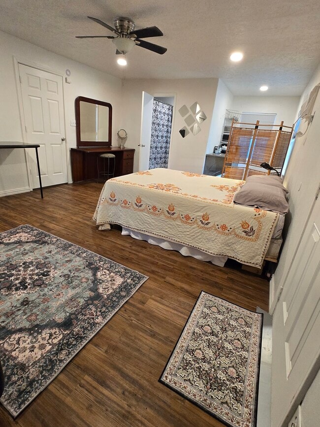 Photo - 4200 Rusk St