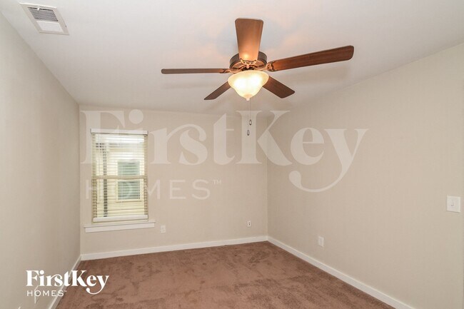 Photo - 155 Deer Creek Dr