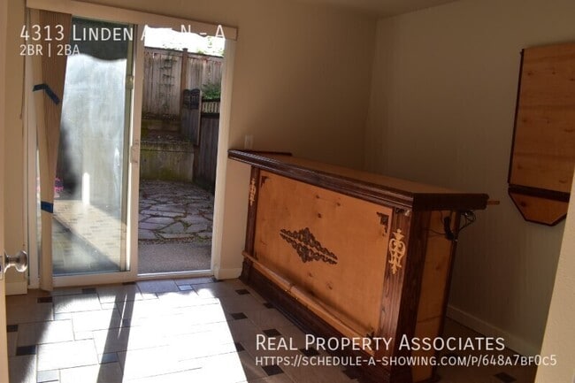 Photo - 4313 Linden Ave N